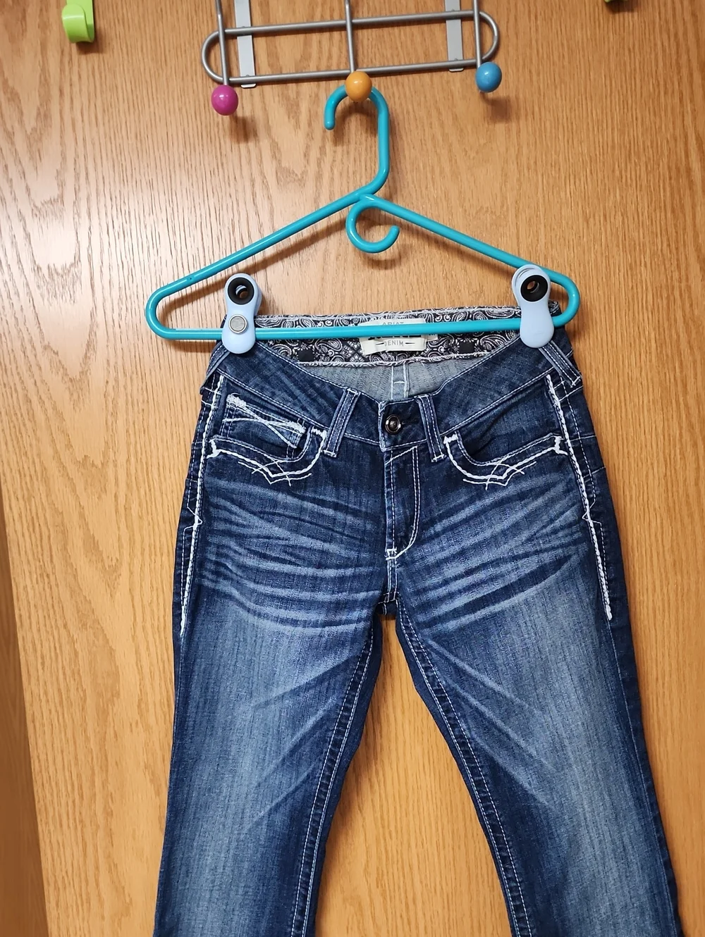 Ariat Women's Dark Blue Bootcut Jeans with Contrast Stitching 28L number 2084